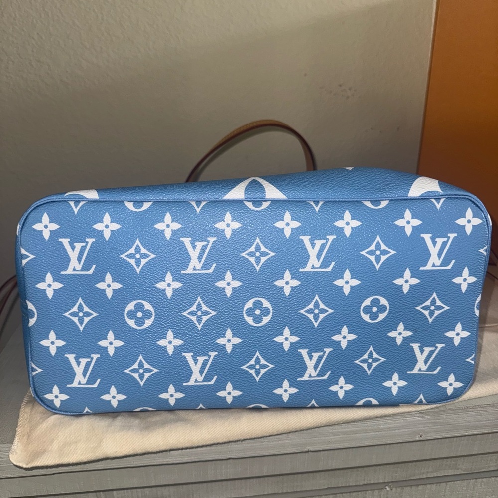Louis Vuitton Azure Monogram Handbag